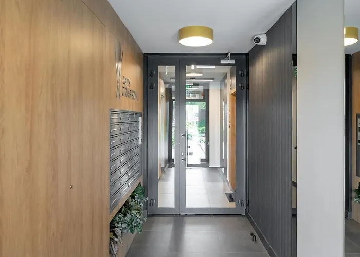 Lägenhet Miedziana Bright With Balcony And Parking By Renters *