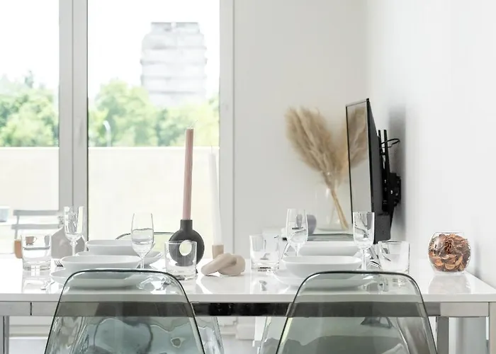 Miedziana Bright With Balcony And Parking By Renters Apartament